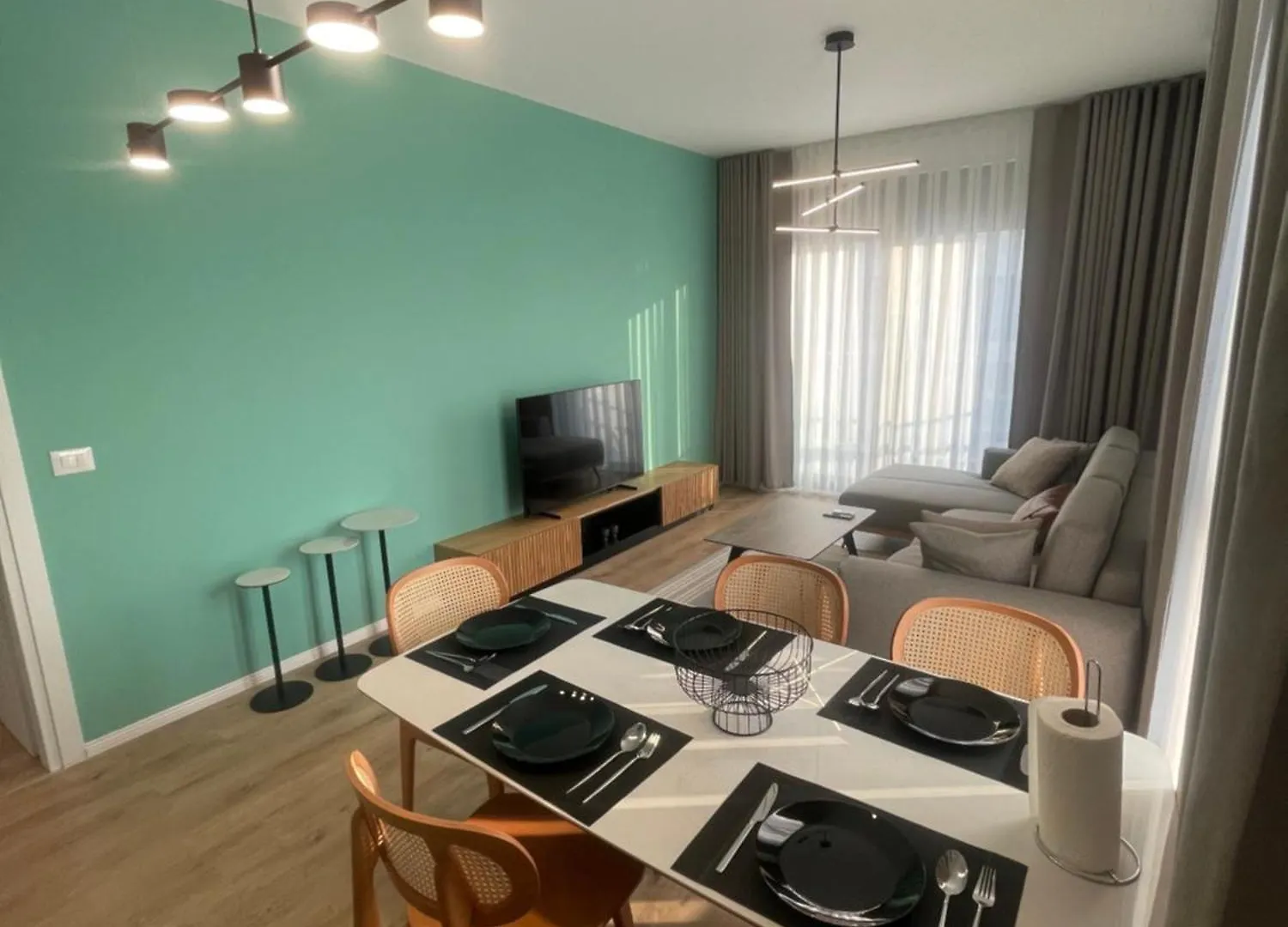 Elysium Apartment Tiran