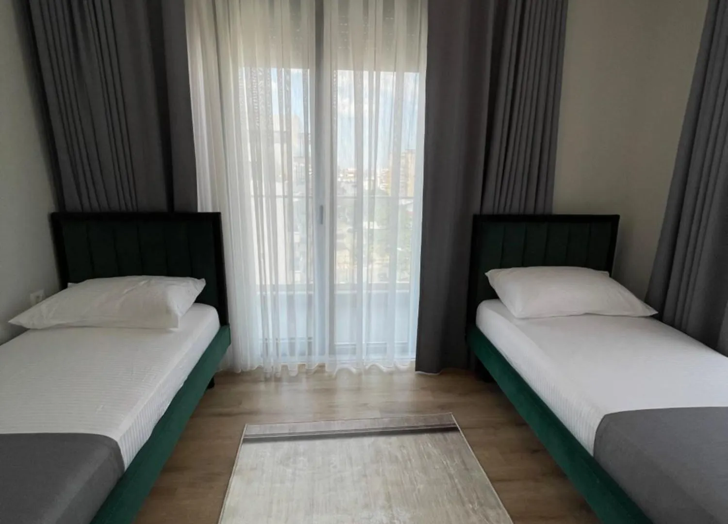 Elysium Apartment Tiran