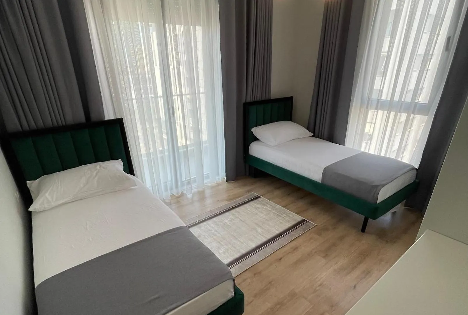 Elysium Apartment Tiran
