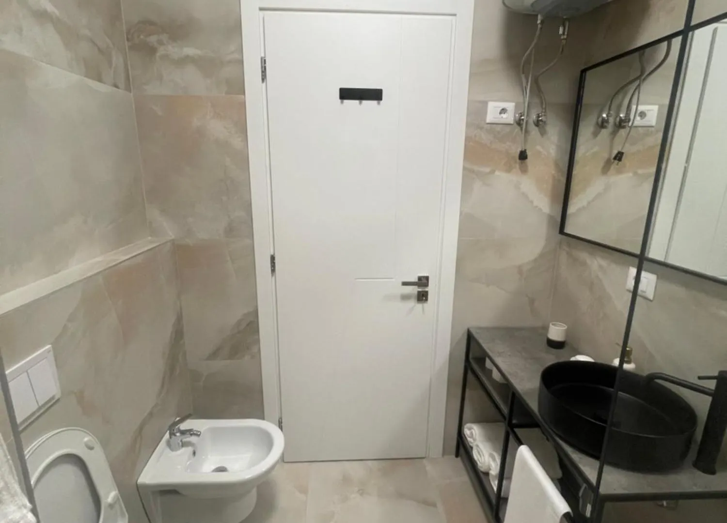 Elysium Apartment Tiran Arnavutluk