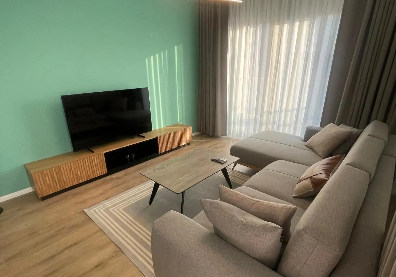 Elysium Apartment Tiran Arnavutluk